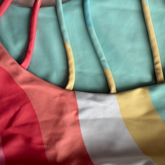 💗 GIRLS Size 10 Colorful Striped Two-Piece Bikini Set - Picture 10 of 10